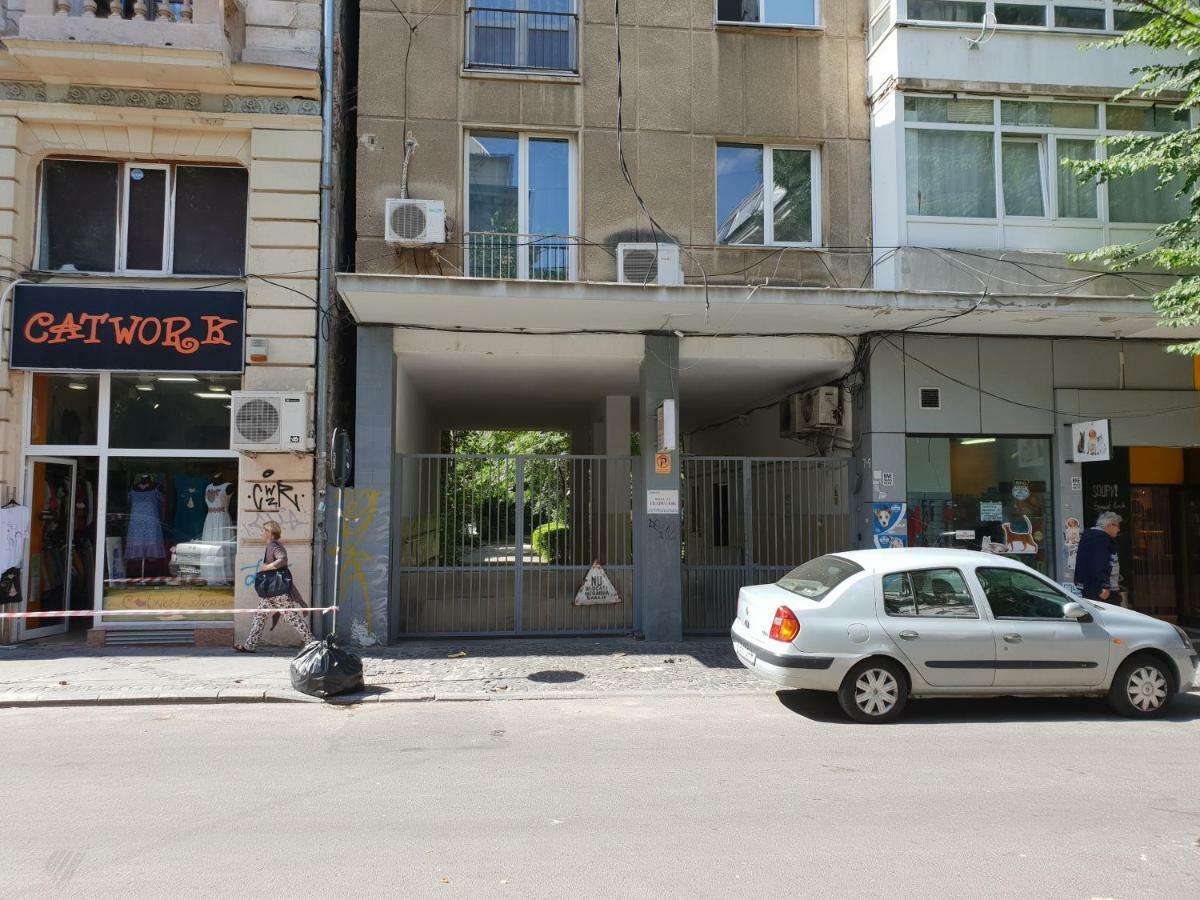 Central Luxury Flat With Terrace - Adela Accommodation - Ideal For Long Stays Bucureşti Eksteriør bilde
