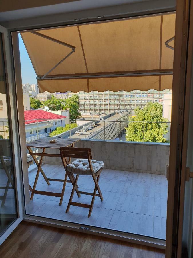 Central Luxury Flat With Terrace - Adela Accommodation - Ideal For Long Stays Bucureşti Eksteriør bilde