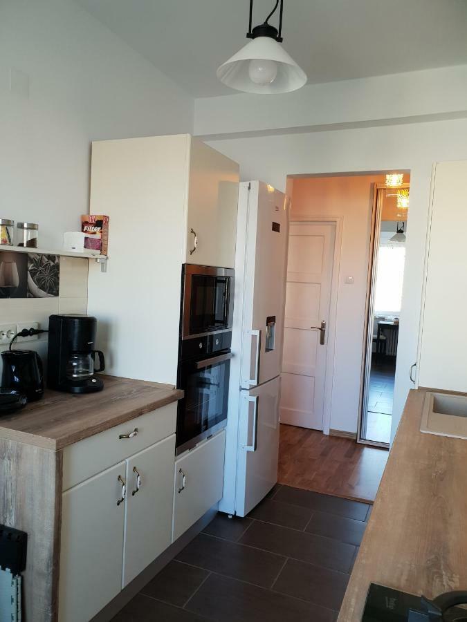 Central Luxury Flat With Terrace - Adela Accommodation - Ideal For Long Stays Bucureşti Eksteriør bilde