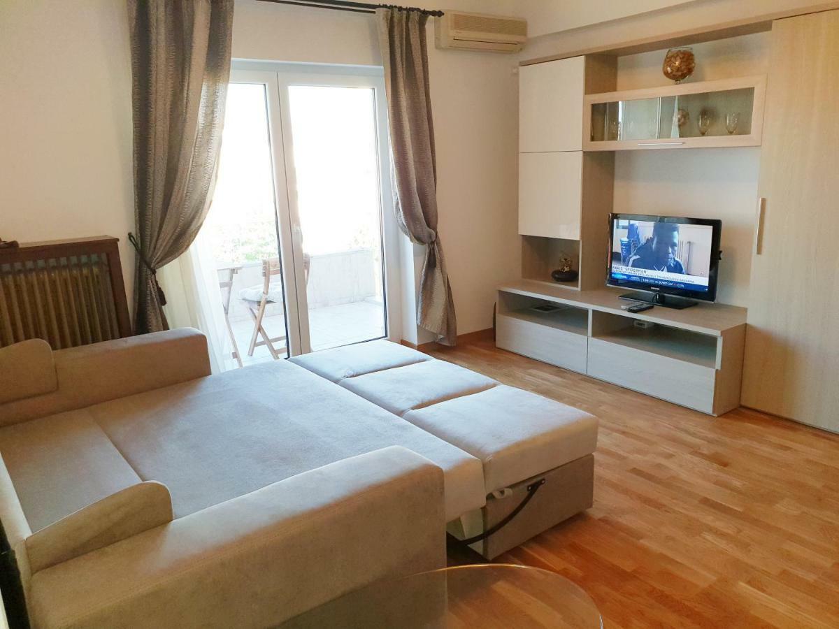 Central Luxury Flat With Terrace - Adela Accommodation - Ideal For Long Stays Bucureşti Eksteriør bilde